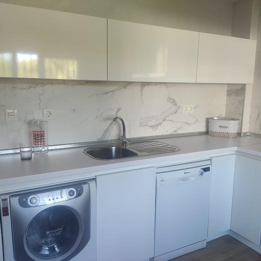 Villa 28 De Julio Casa Rural Con Piscina En Grenada Zewnętrze zdjęcie